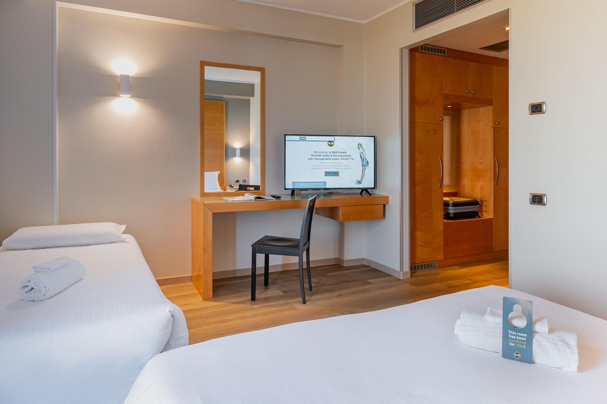 B&B Hotel Pisa Airport Εξωτερικό φωτογραφία