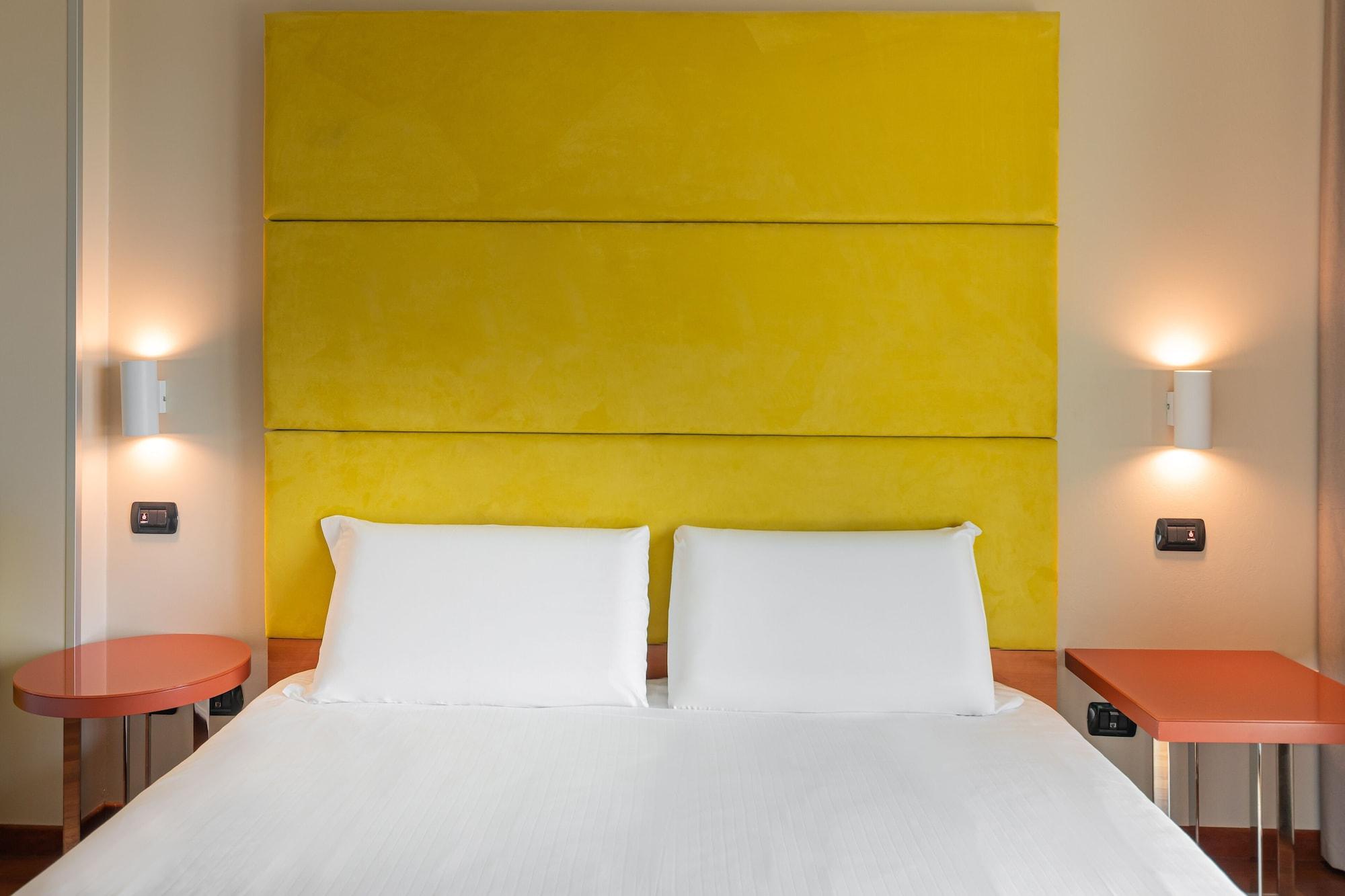 B&B Hotel Pisa Airport Εξωτερικό φωτογραφία