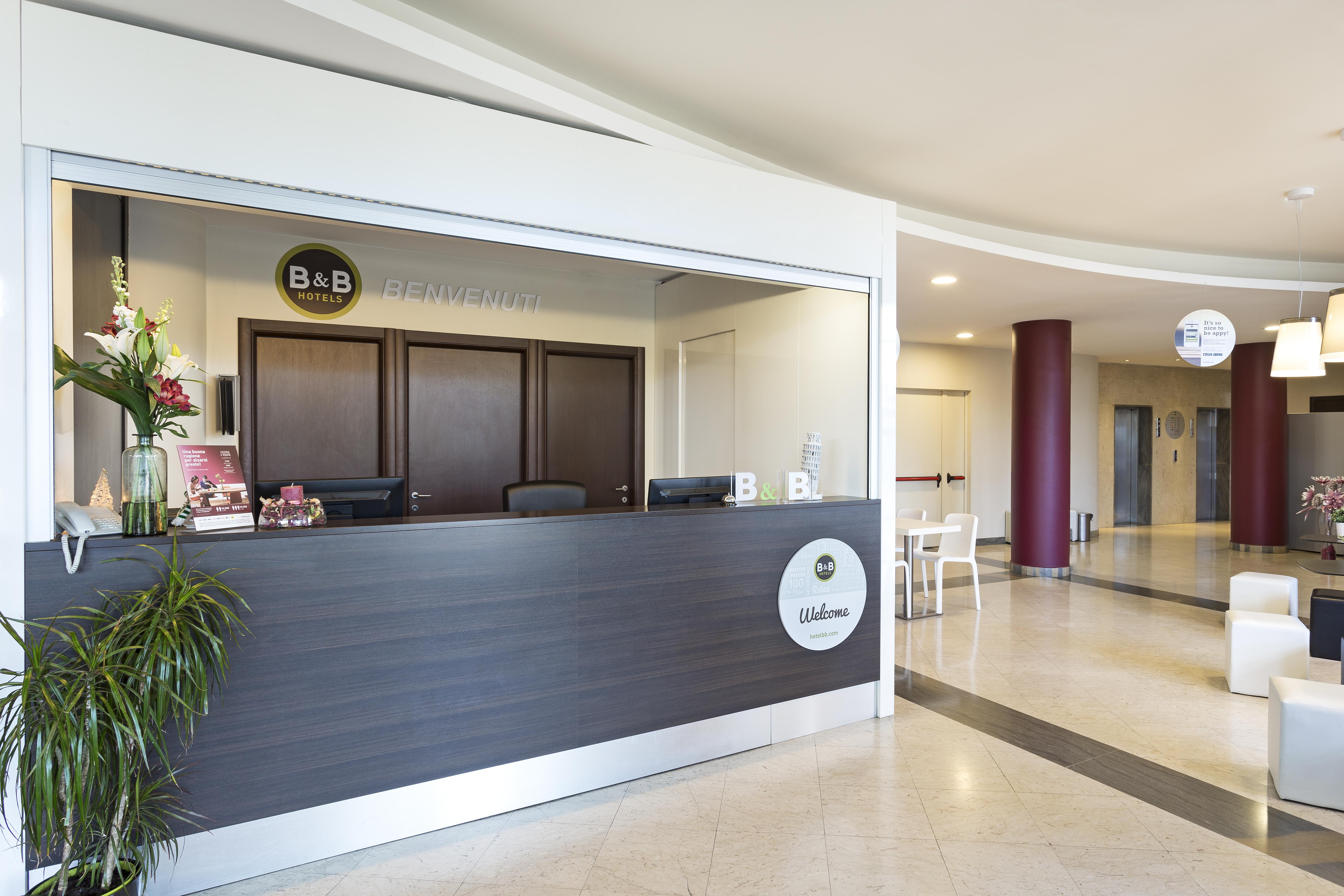 B&B Hotel Pisa Airport Εξωτερικό φωτογραφία